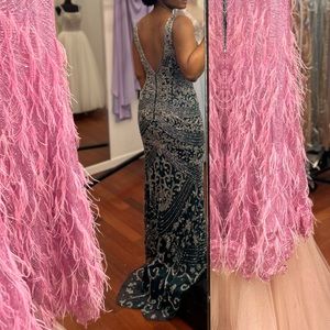 Dark Green, detailed sequin Prom Dress.